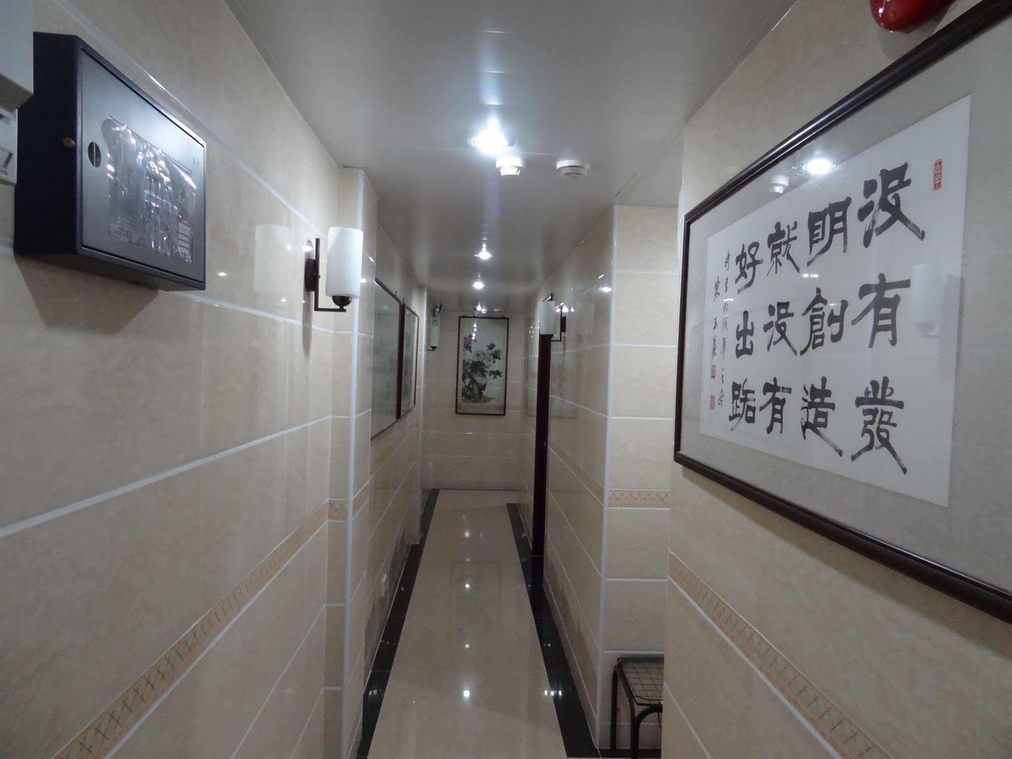 Tai Wah Hostel Hongkong Exteriör bild